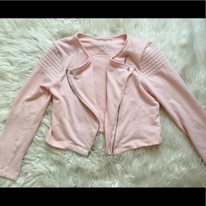 Soft pink jacket// can be worn with zip or buttons